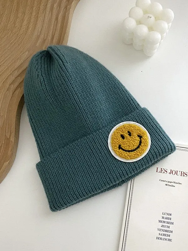 27 Smiley Patch Beanie Toque