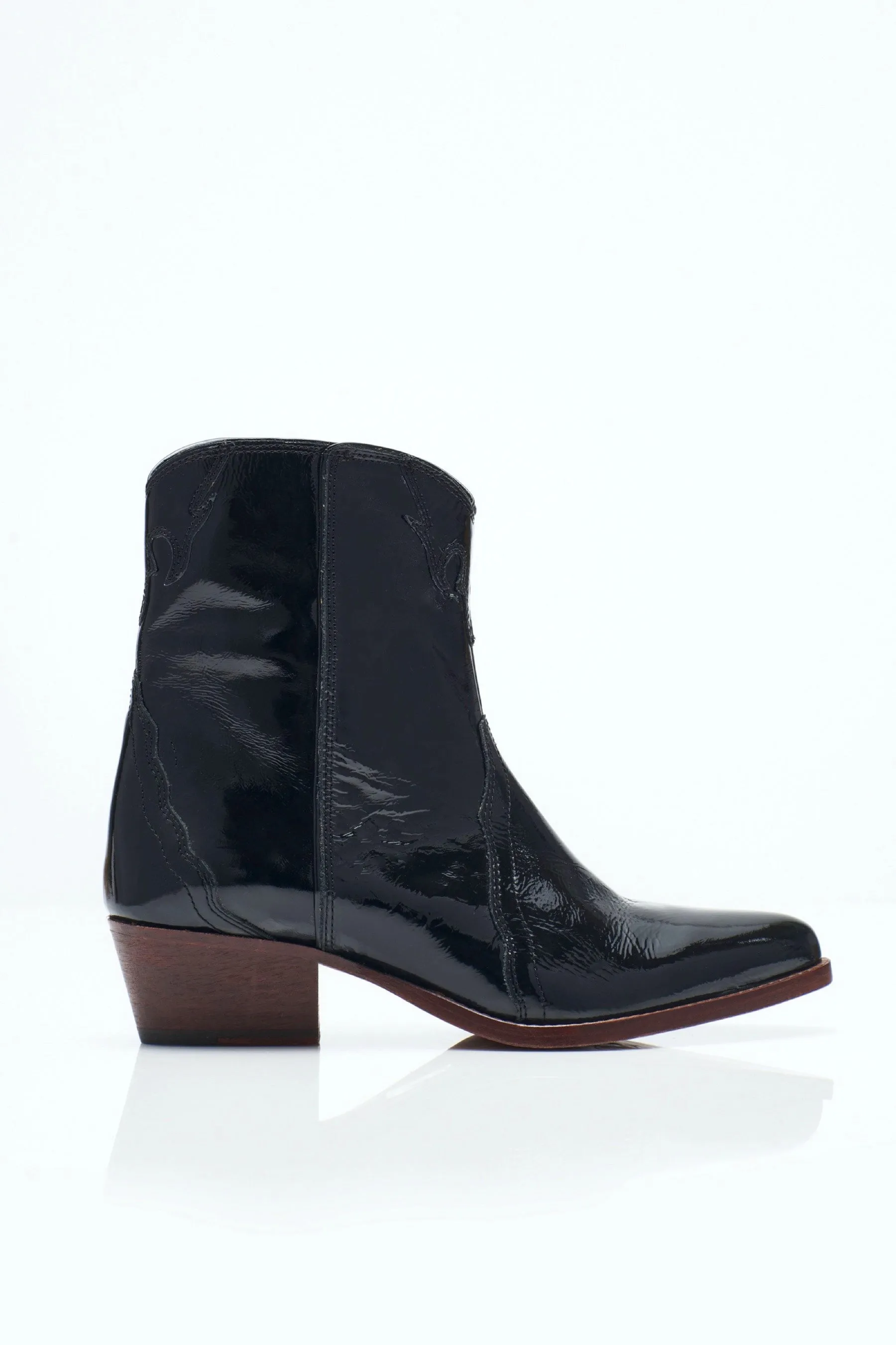 Black New Frontier Boot